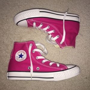 Converse Pink High-Tops